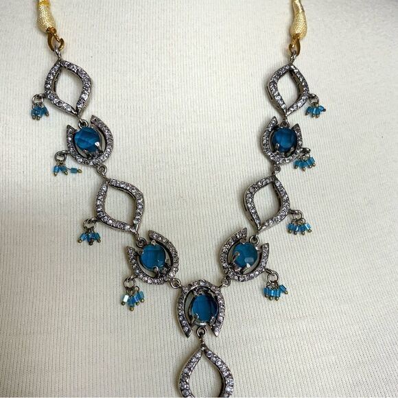 Rhinestone blue silver tone adjustable necklace - Picture 5 of 10